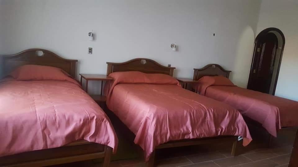 Hotel El Super 8 Santa Cruz de La Sierra Eksteriør bilde